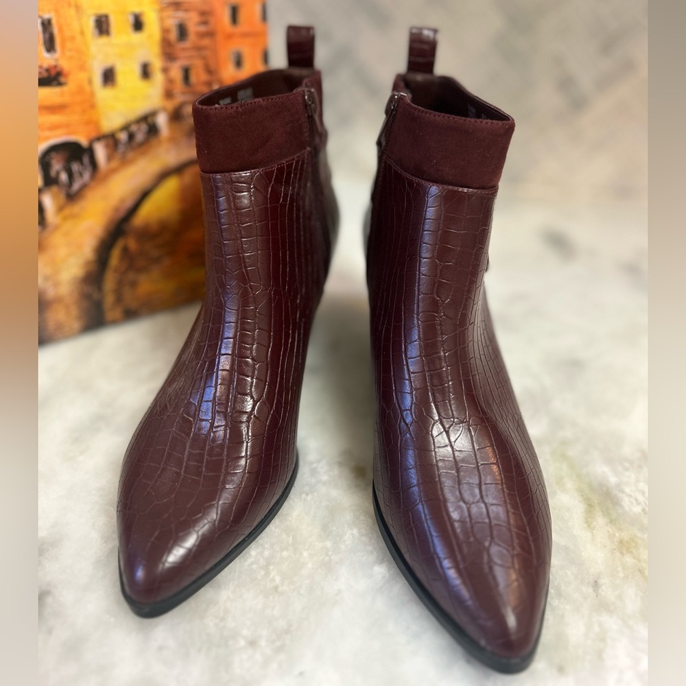 Bella Vita Croc-Embossed Pointed Ankle Boots - Burgundy 8 1/2 WW